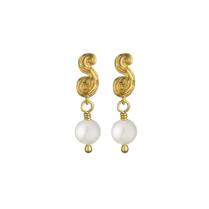 Seaside Stories Pearl Earrings