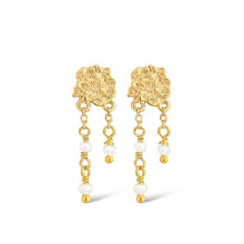  I AM GOLD Pearly Cascade Earrings